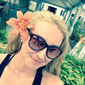 Meet your Posher, Dawn